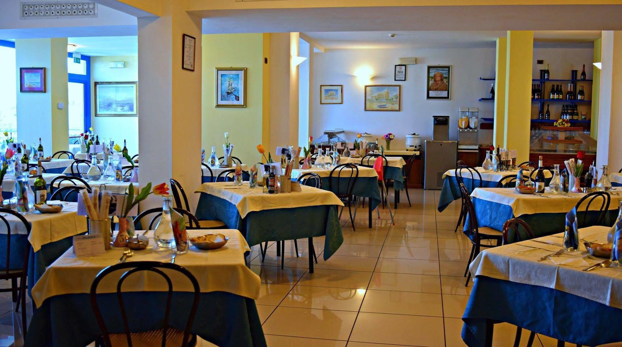 Hotel Atlantic Senigallia Zewnętrze zdjęcie