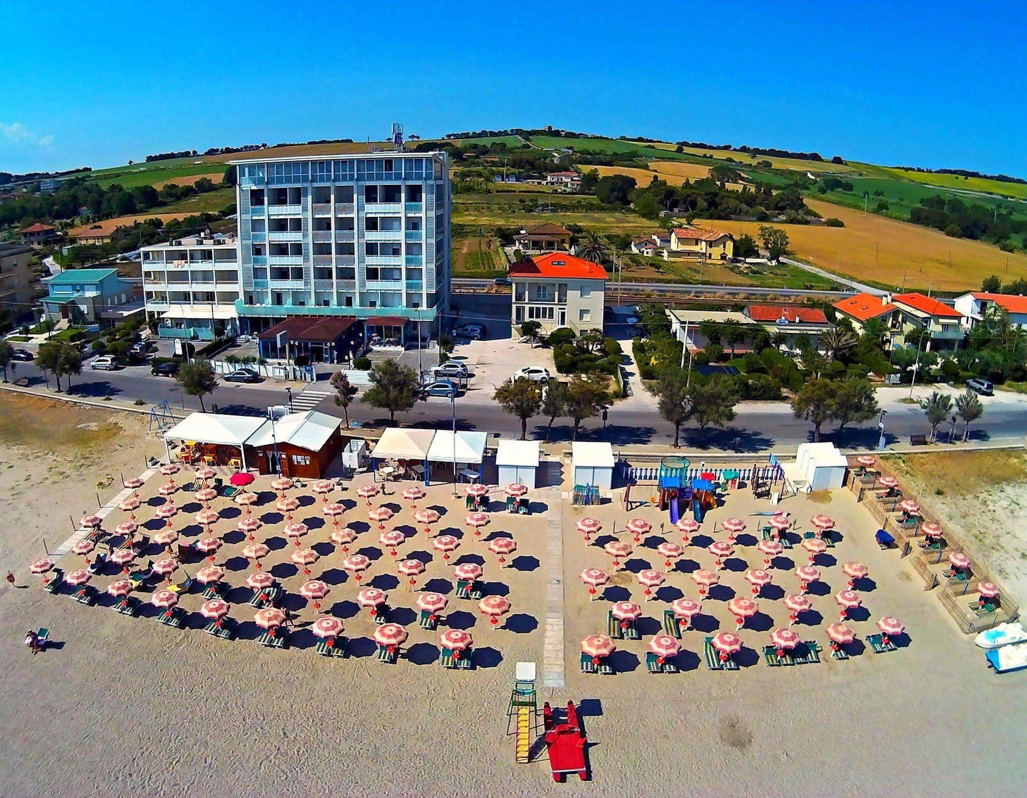 Hotel Atlantic Senigallia Zewnętrze zdjęcie