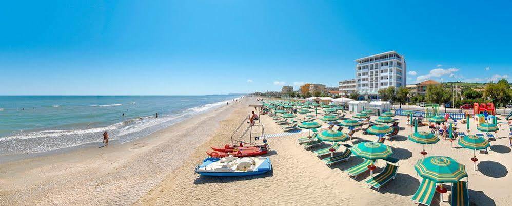 Hotel Atlantic Senigallia Zewnętrze zdjęcie