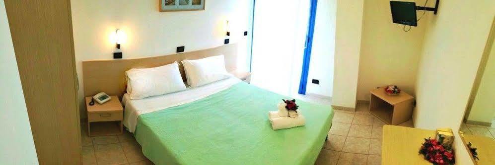 Hotel Atlantic Senigallia Zewnętrze zdjęcie
